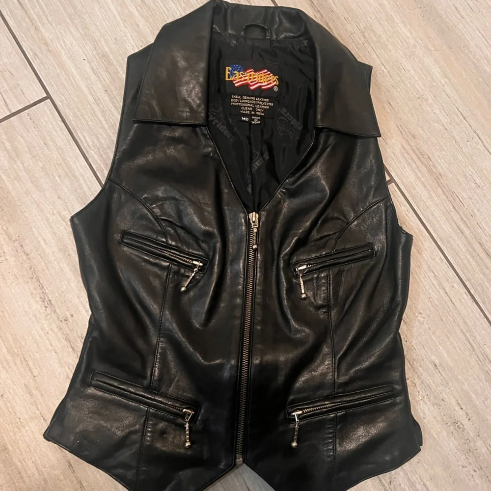 Easy rider leather vest like new - Picture 1 of 11